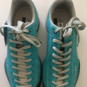 NIB The original Mojito Scarpa climbing walking hiking SZ 7
